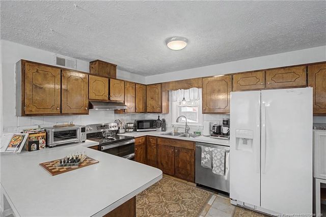 6328 Rustic Ridge, Hope Mills, NC 28348