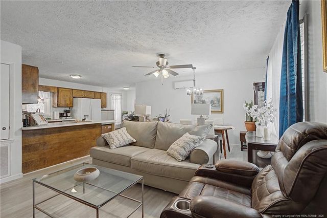 6328 Rustic Ridge, Hope Mills, NC 28348