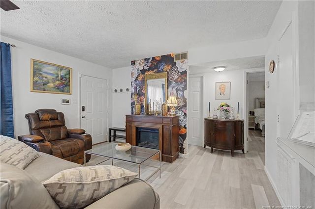 6328 Rustic Ridge, Hope Mills, NC 28348