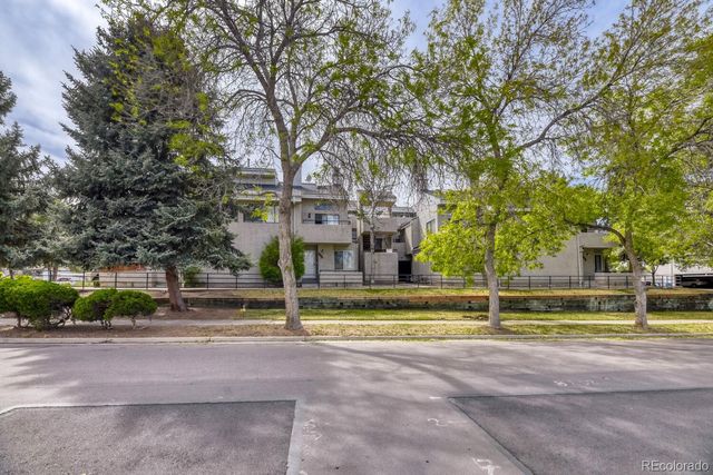 1825 Kendall Street 213, Lakewood, CO 80214
