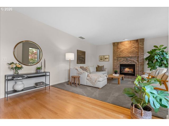 1625 CARRIAGE Way, West Linn, OR 97068