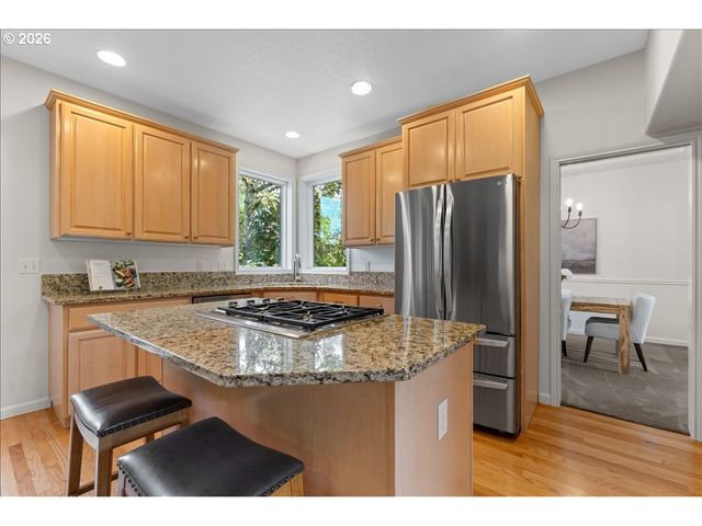 1625 CARRIAGE Way, West Linn, OR 97068