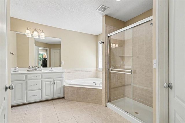703 E 109th Street, Kansas City, MO 64131