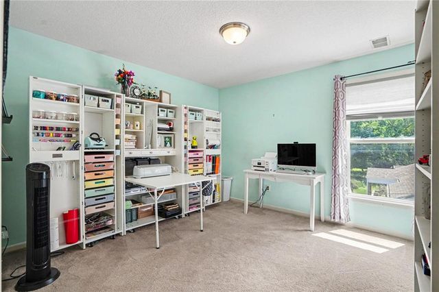 703 E 109th Street, Kansas City, MO 64131