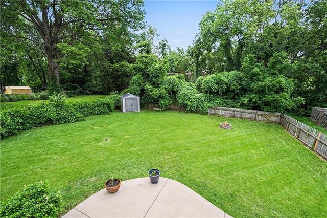 703 E 109th Street, Kansas City, MO 64131