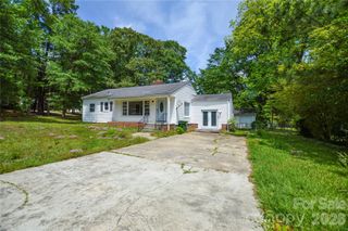 605 Gillsbrook Road, Lancaster, SC 29720