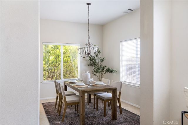 145 Via Camelia, Paso Robles, CA 93446