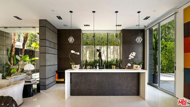 1740 Bel Air Road, Los Angeles, CA 90077