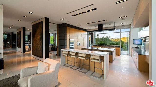 1740 Bel Air Road, Los Angeles, CA 90077