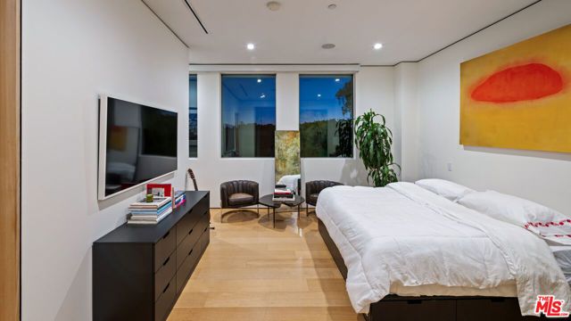 1740 Bel Air Road, Los Angeles, CA 90077