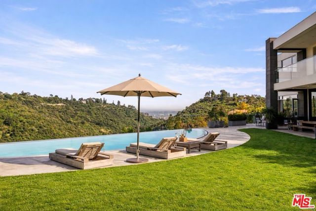 1740 Bel Air Road, Los Angeles, CA 90077