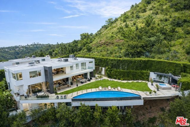 1740 Bel Air Road, Los Angeles, CA 90077