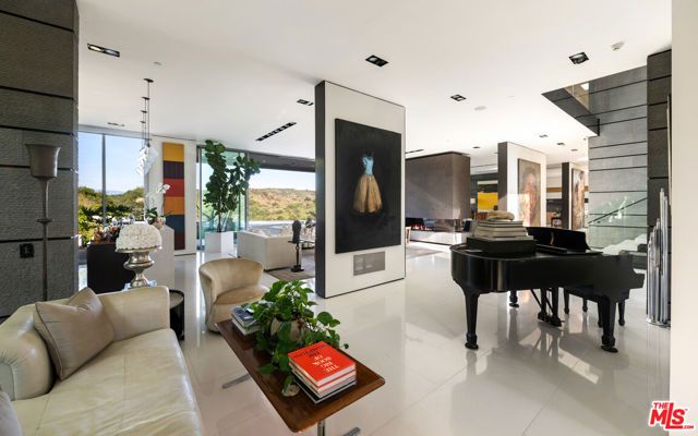 1740 Bel Air Road, Los Angeles, CA 90077