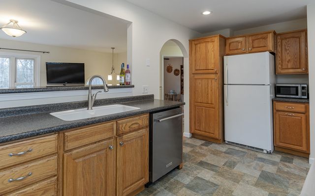 194 Eaton Road, Swanzey, NH 03446