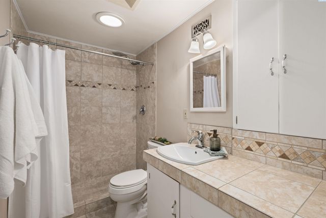 411 Birch Ave, Richland, WA 99352