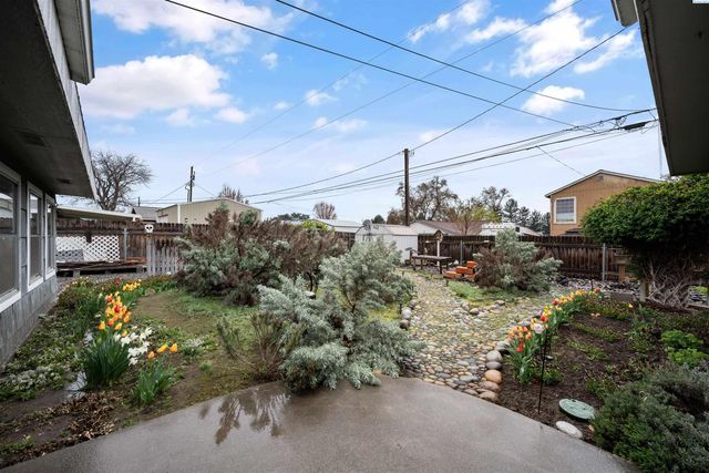 411 Birch Ave, Richland, WA 99352