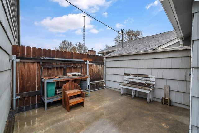 411 Birch Ave, Richland, WA 99352