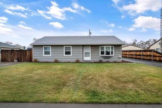 411 Birch Ave, Richland, WA 99352