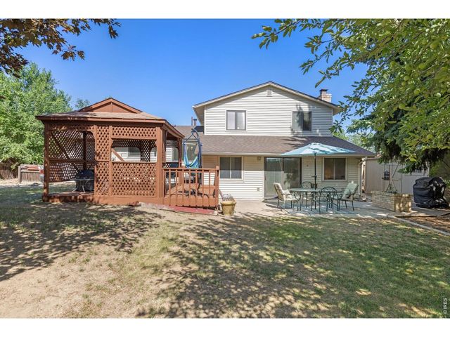 3351 Apple Ave, Loveland, CO 80538