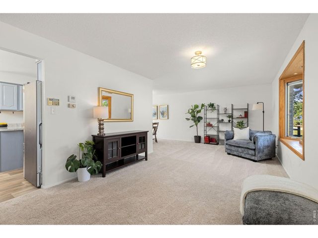 3351 Apple Ave, Loveland, CO 80538