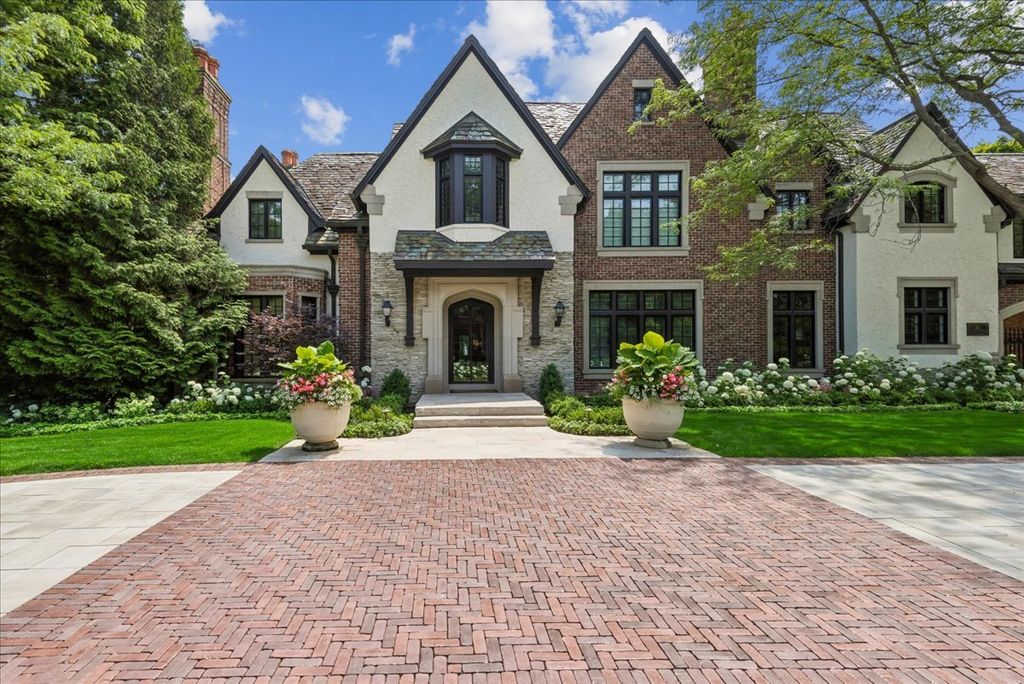 86 Prospect Avenue, Highland Park, IL 60035 — exterior