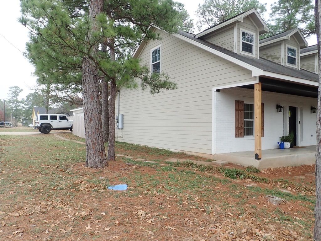 157 Tahitian DR, Bastrop, TX 78602