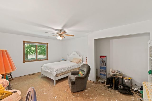 15281 US 12 Highway, Woodstock Township, MI 49253