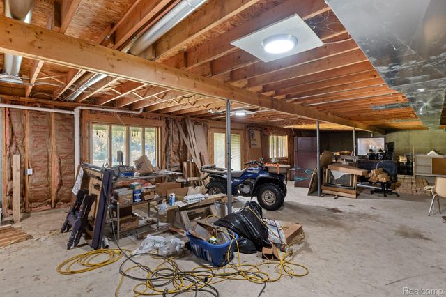 15281 US 12 Highway, Woodstock Township, MI 49253