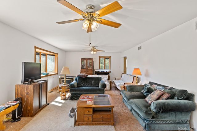 15281 US 12 Highway, Woodstock Township, MI 49253