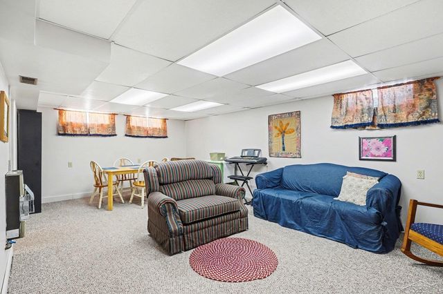 306 Eda Court, Essexville, MI 48732