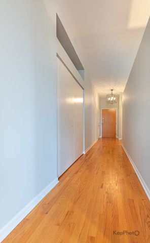 811 S Lytle Street 410, Chicago, IL 60607