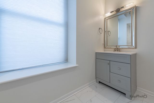 811 S Lytle Street 410, Chicago, IL 60607