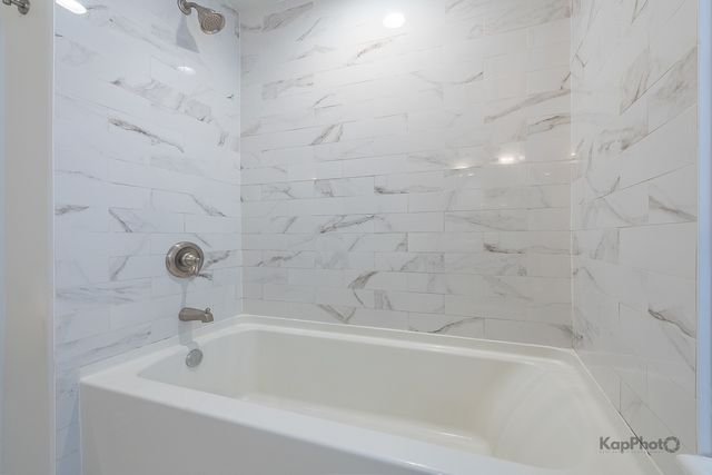 811 S Lytle Street 410, Chicago, IL 60607