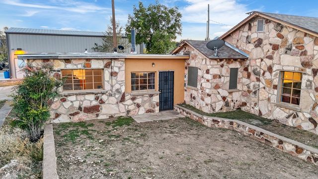 2202 W Hwy 90, Alpine, TX 79830