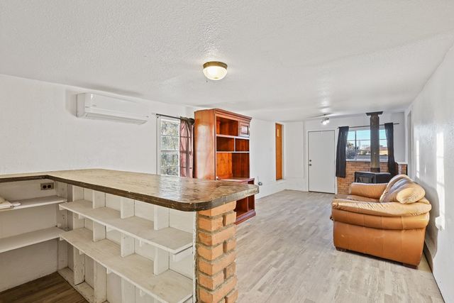 2202 W Hwy 90, Alpine, TX 79830