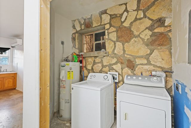 2202 W Hwy 90, Alpine, TX 79830