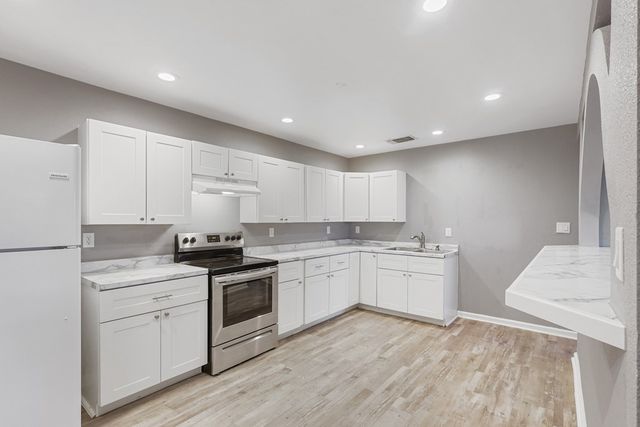 2202 W Hwy 90, Alpine, TX 79830