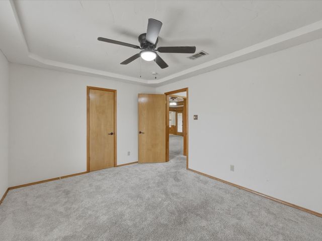 5724 Puerto Vallarta Drive, North Richland Hills, TX 76180