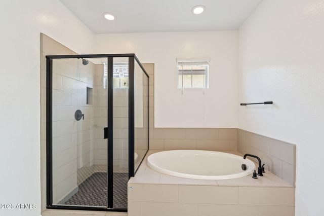 6424 N 17TH Place, Phoenix, AZ 85016