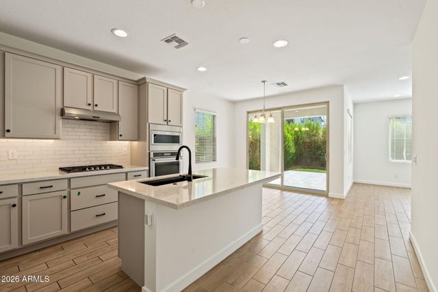 6424 N 17TH Place, Phoenix, AZ 85016