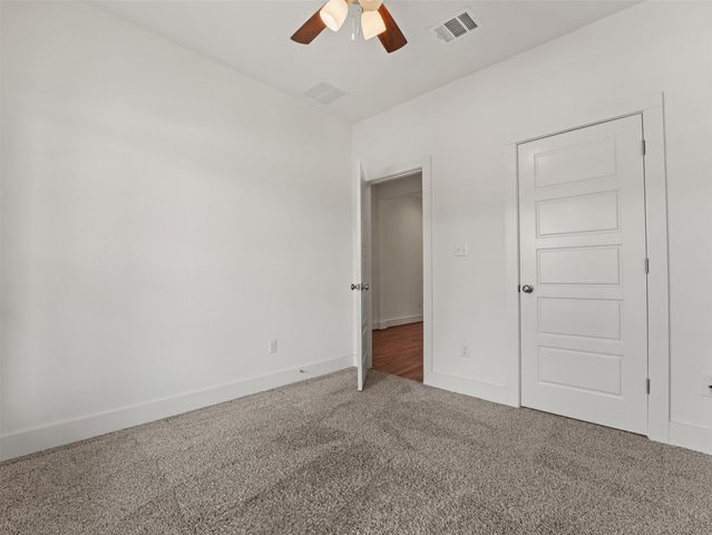604 Golden Glory RD, Leander, TX 78641