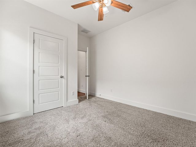 604 Golden Glory RD, Leander, TX 78641