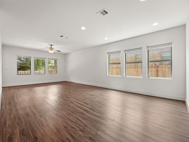 604 Golden Glory RD, Leander, TX 78641