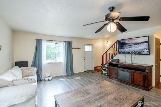 817 Kendall Street, Port Orchard, WA 98366