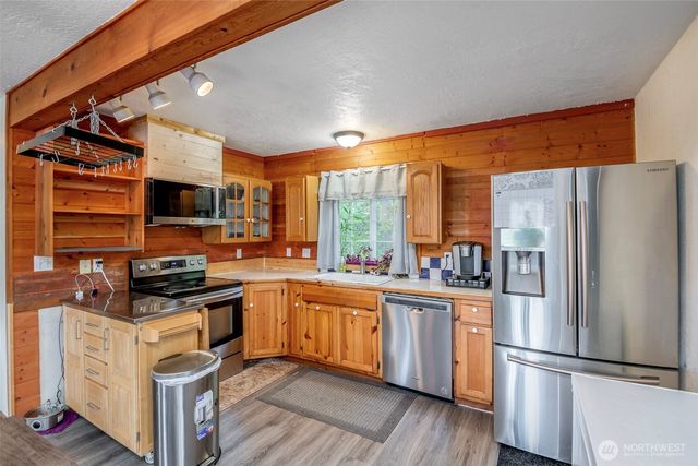 817 Kendall Street, Port Orchard, WA 98366