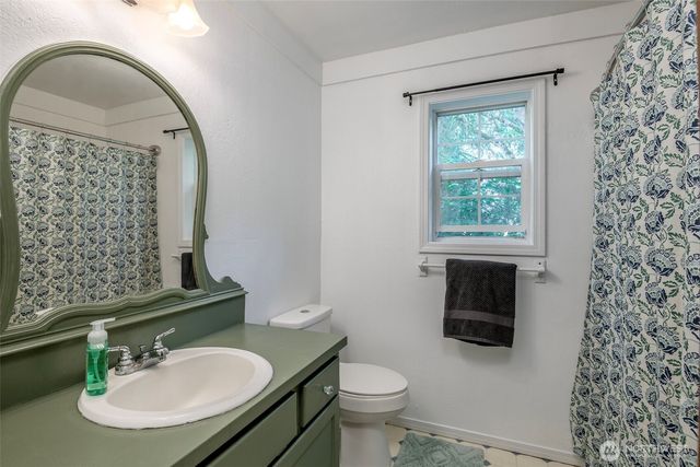 817 Kendall Street, Port Orchard, WA 98366