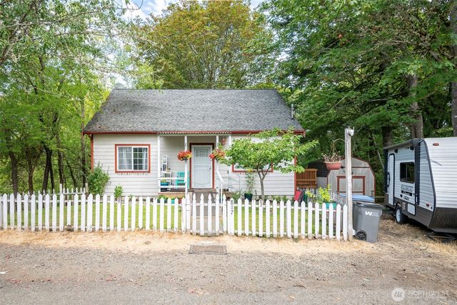 817 Kendall Street, Port Orchard, WA 98366