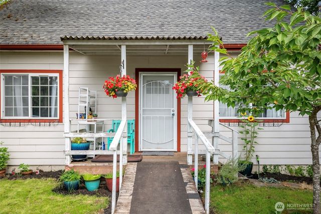 817 Kendall Street, Port Orchard, WA 98366
