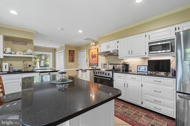 13983 TURNERS POINT RD, Kennedyville, MD 21645