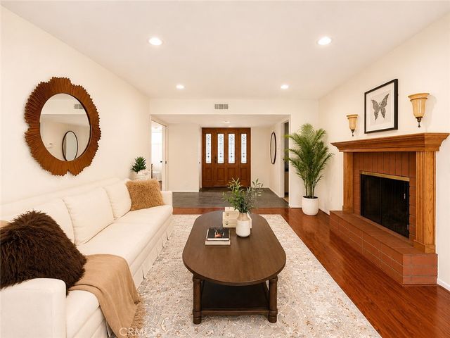 602 N Michillinda Avenue, Sierra Madre, CA 91024